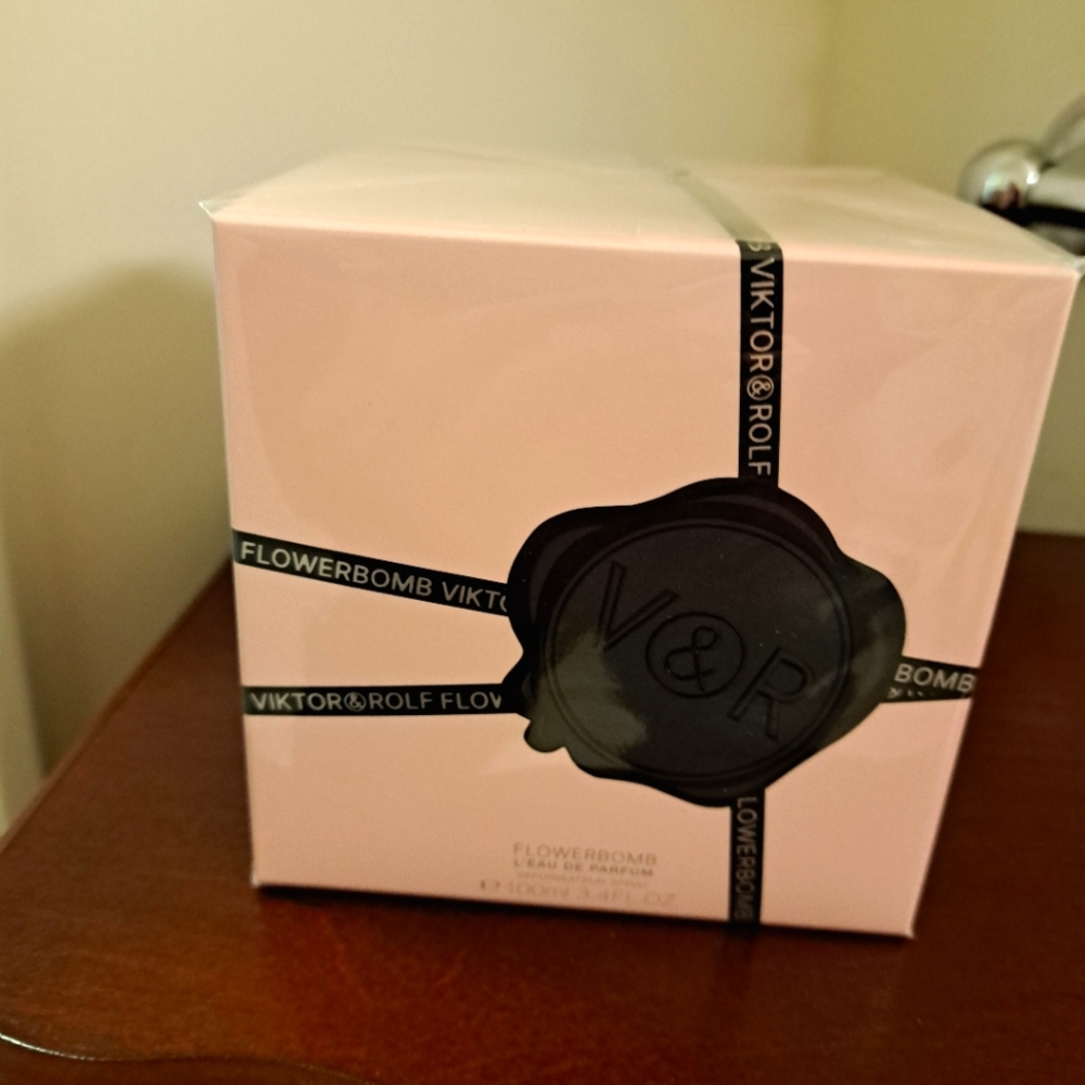 Large 3.4 oz🩷 FLOWERBAUM PERFUME new VICTOR & ROLF nectar BRAND NEW - Picture 4 of 5
